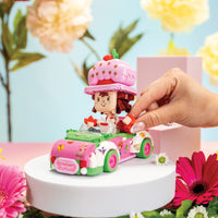Strawberry Shortcake's Berry Cruiser
