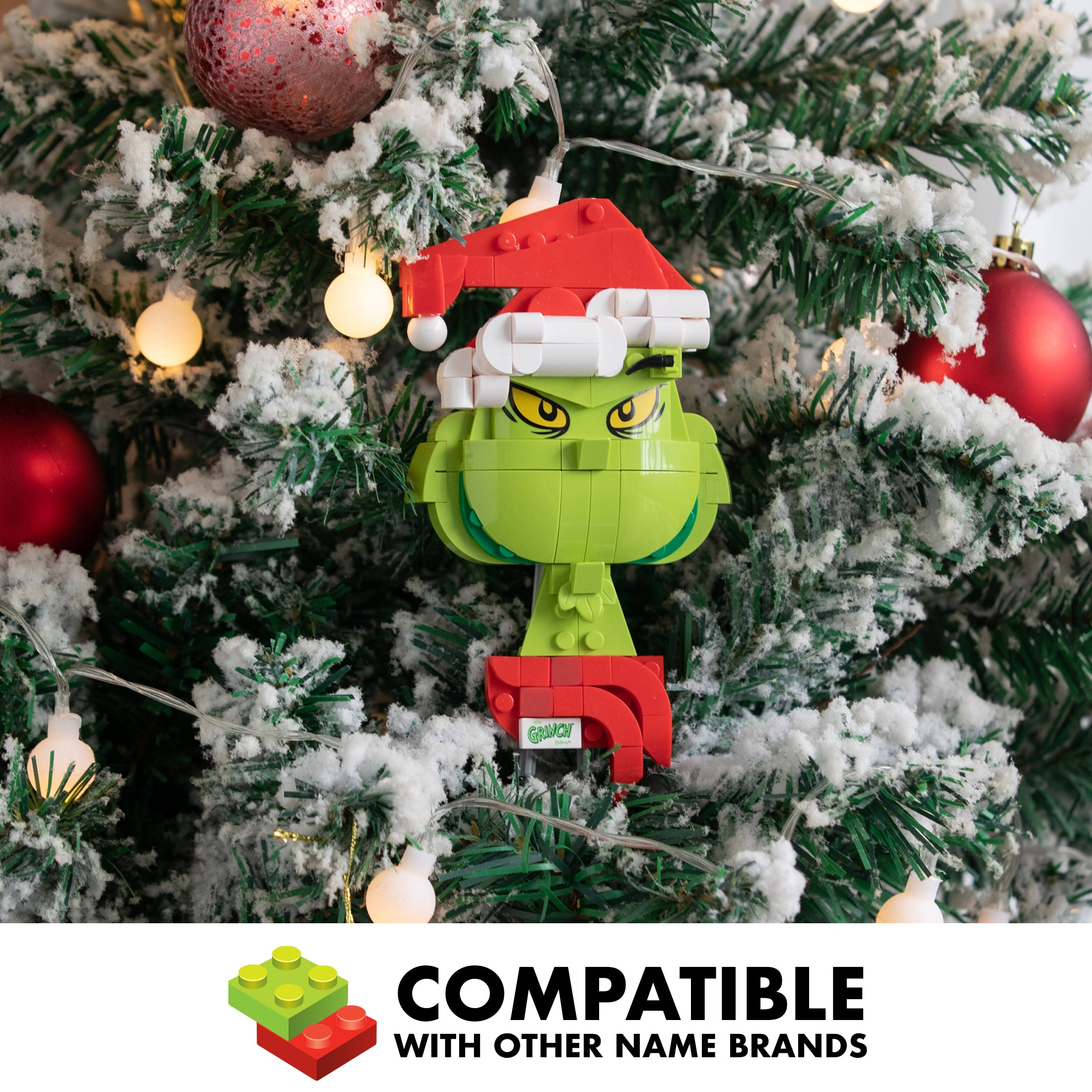 Brickcraft x The Grinch Decoration Brick Building Set – 141 Piece Kit