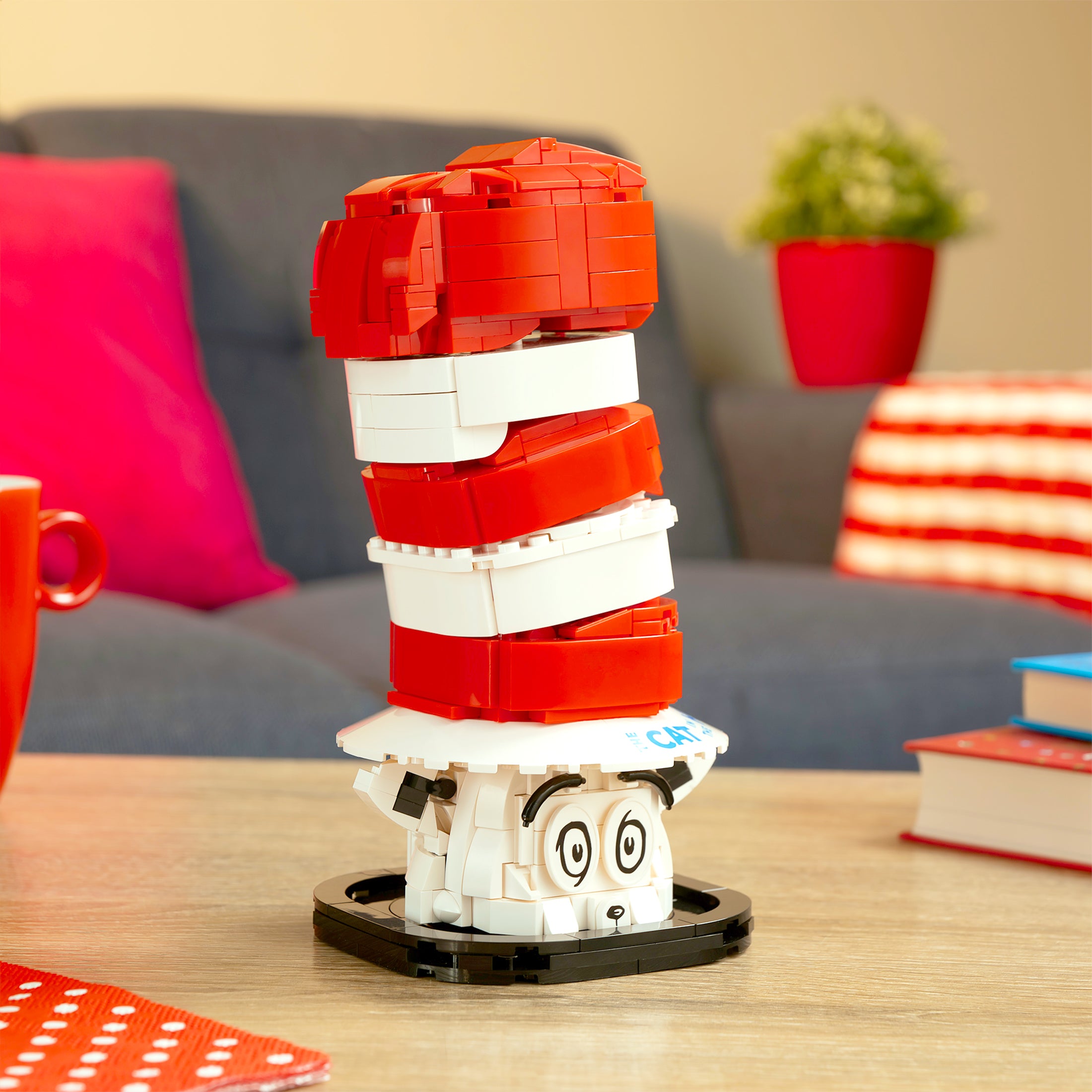 Brickcraft x Dr. Seuss Cat in the Hat Brick Building Set – 520