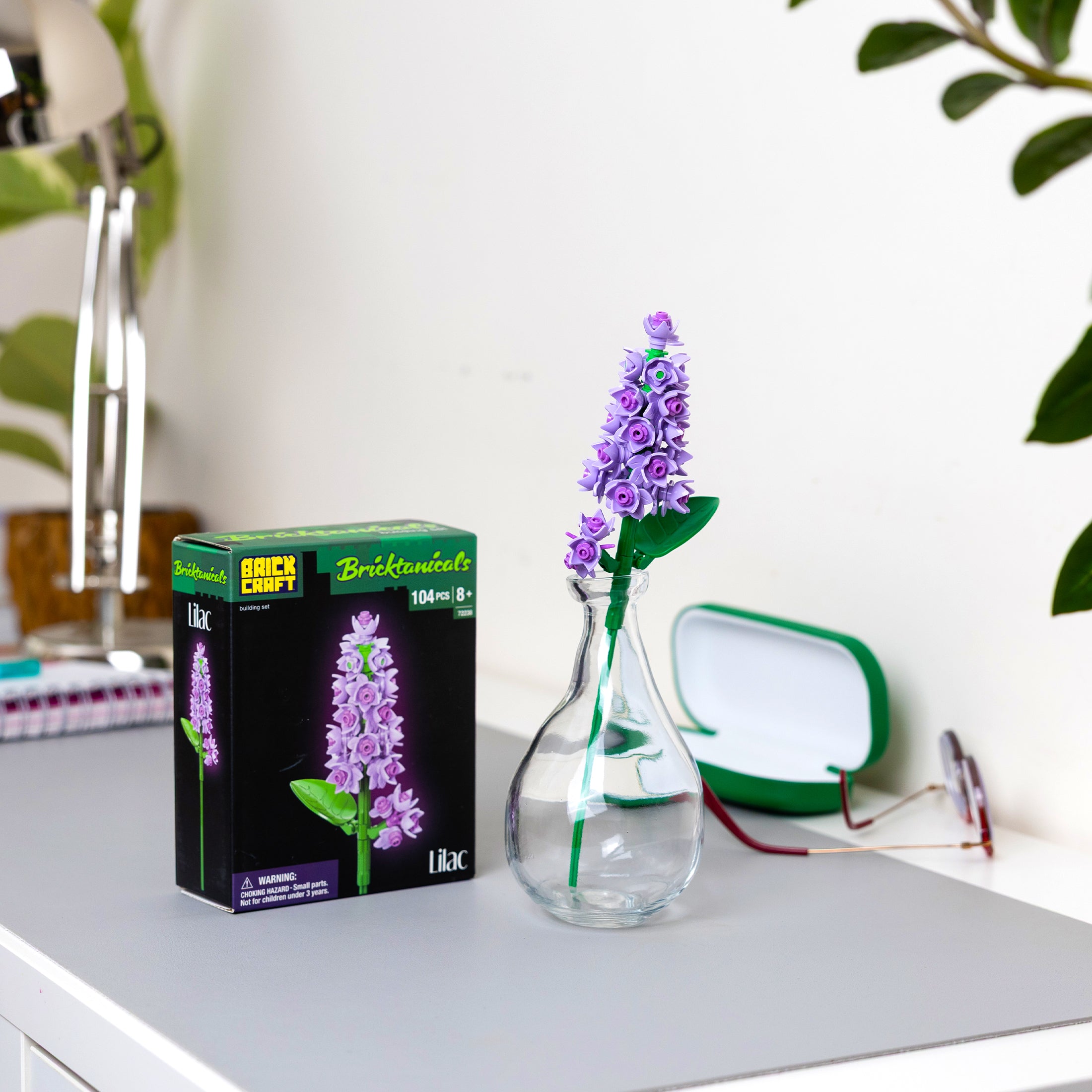 Bricktanicals Lilac Brick Building Kit – 104-Piece Set – Brickcraft