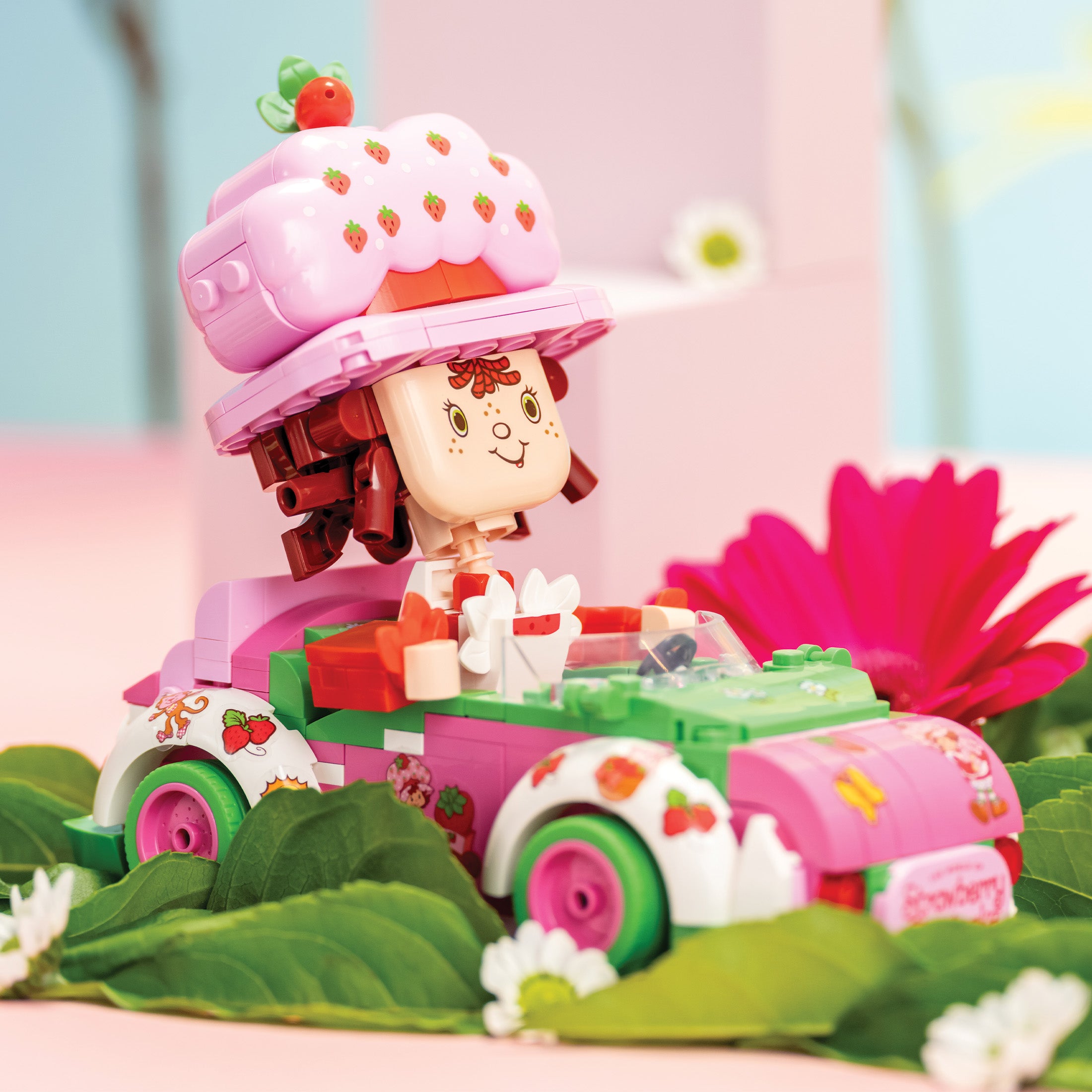 strawberryページ Brickcraft x Strawberry Shortcake Berry Cruiser Brick