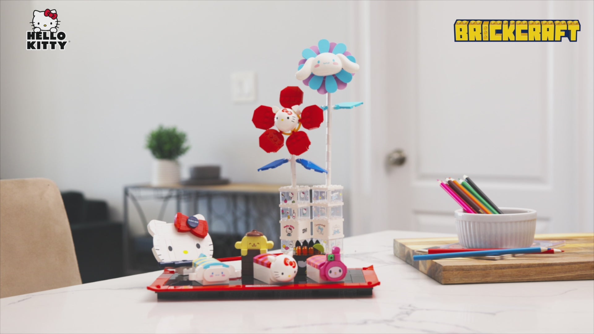 Brickcraft x Hello Kitty Sushi Bar Brick Building Set – 383 Pieces